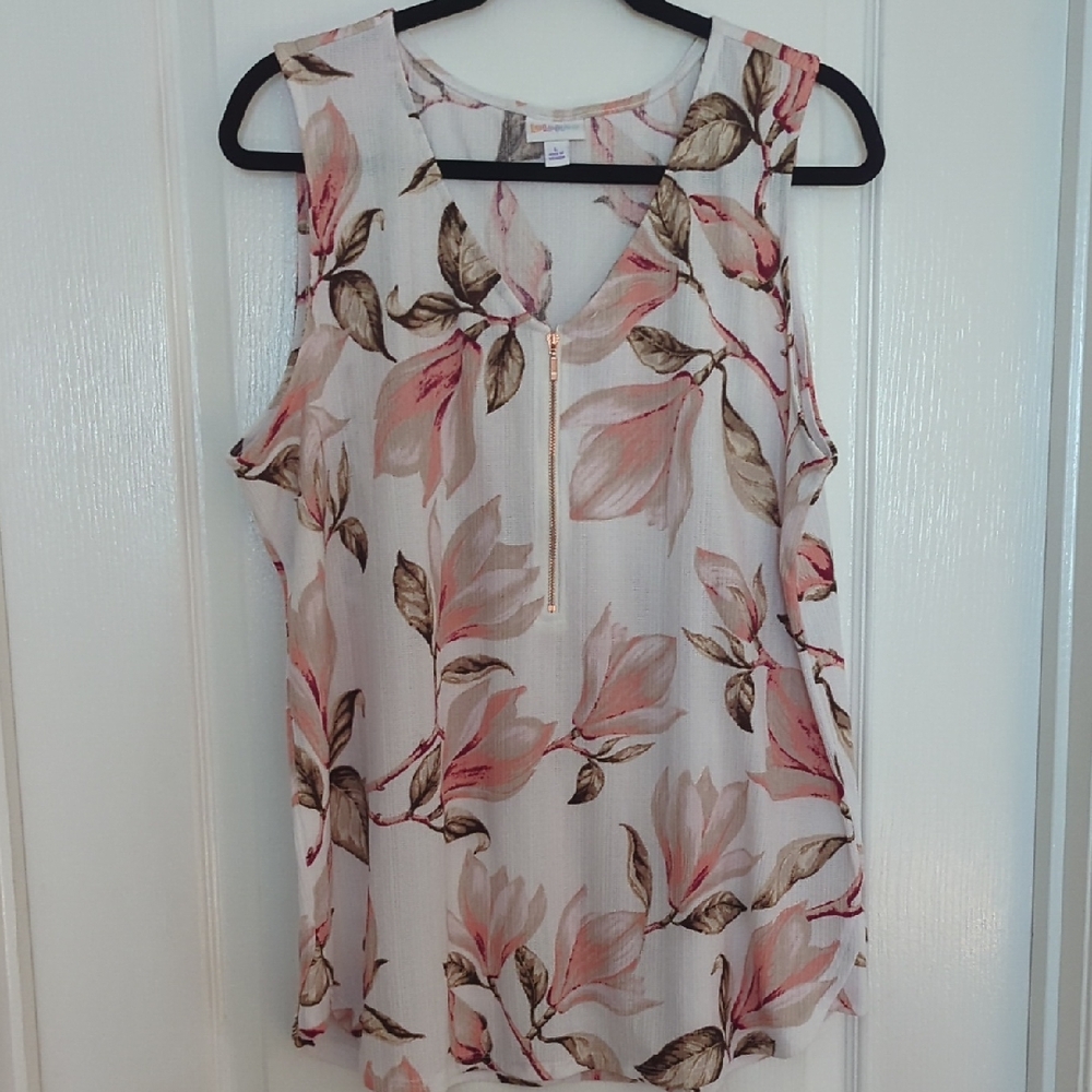 NWOT LuLaRoe Rachael Floral Sleeveless Top - Pink and Cream Size L
